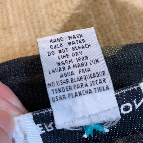 ERIN LONDON safari button down shirt - Picture 7 of 7